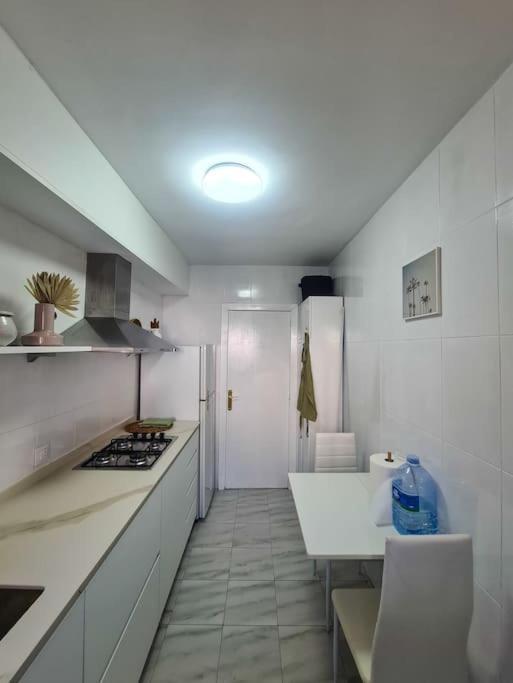 Nice Beachside 2-Bd Apt Near Barcelona Cunit Zewnętrze zdjęcie