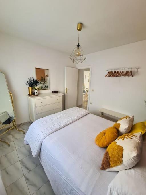 Nice Beachside 2-Bd Apt Near Barcelona Cunit Zewnętrze zdjęcie