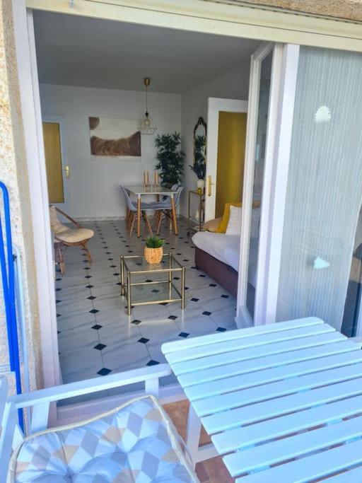 Nice Beachside 2-Bd Apt Near Barcelona Cunit Zewnętrze zdjęcie